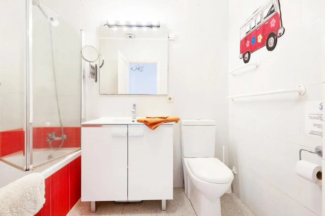 Dom wakacyjny Lovely 2-Bed House With Pool And Sea-View Chayofa Hiszpania